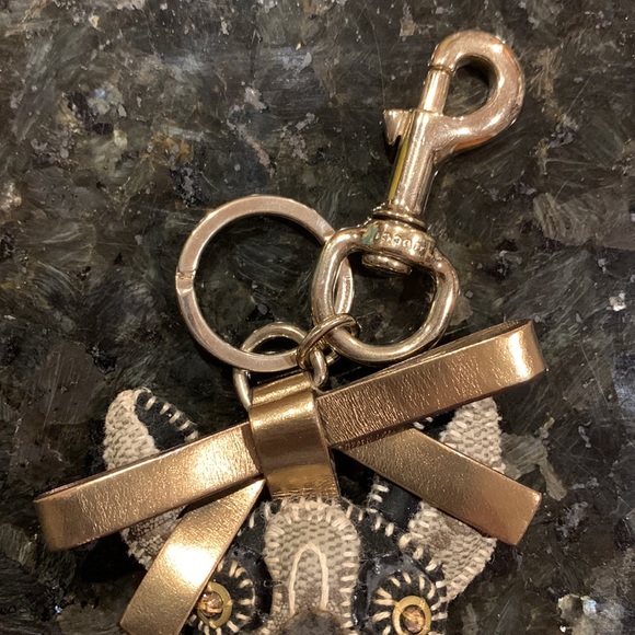 Authentic Gucci Dog Keychain - Picture 2 of 8